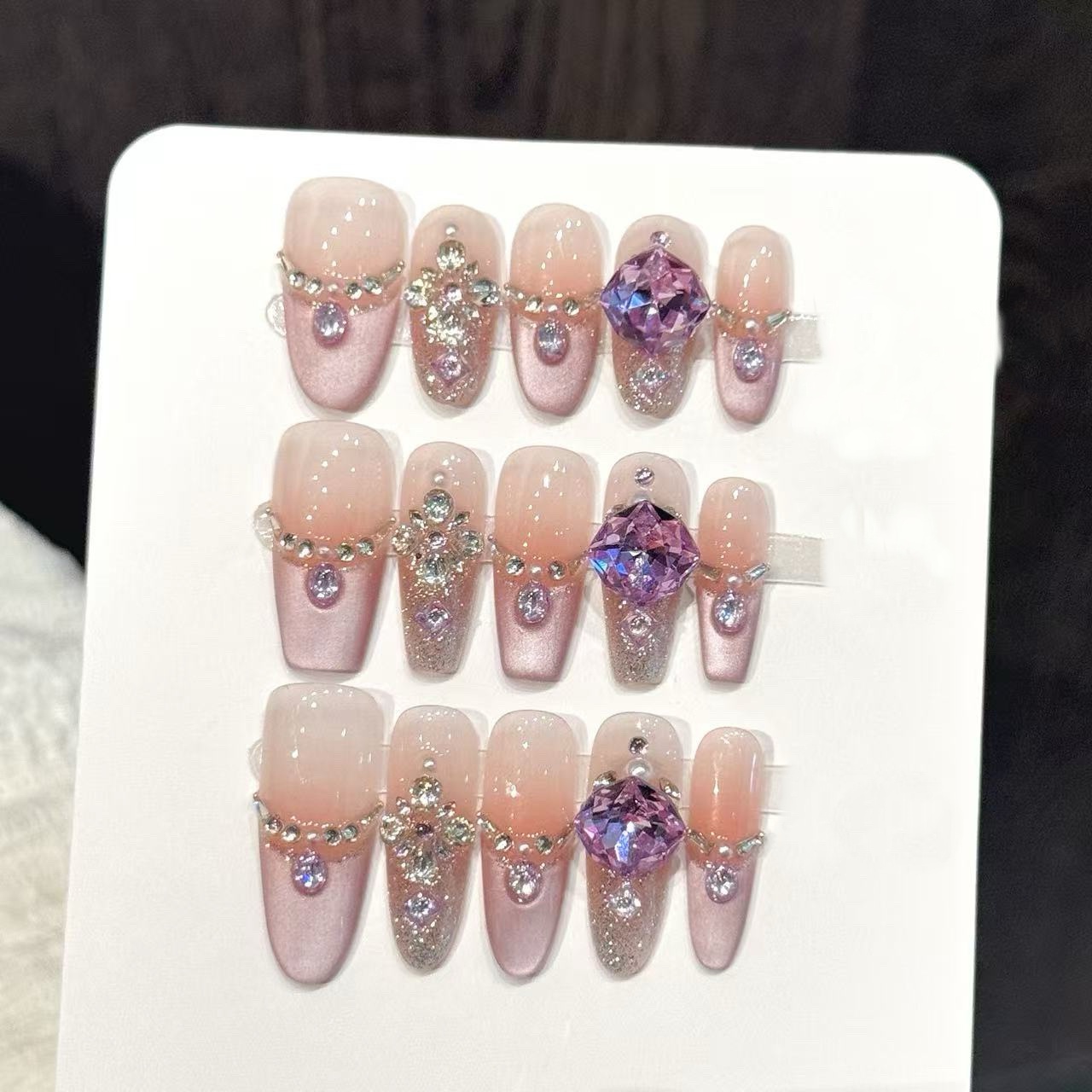 Resin Art Purple - 10 Stück reine handgepresste Sarg-/ovalförmige Nagelkunst,