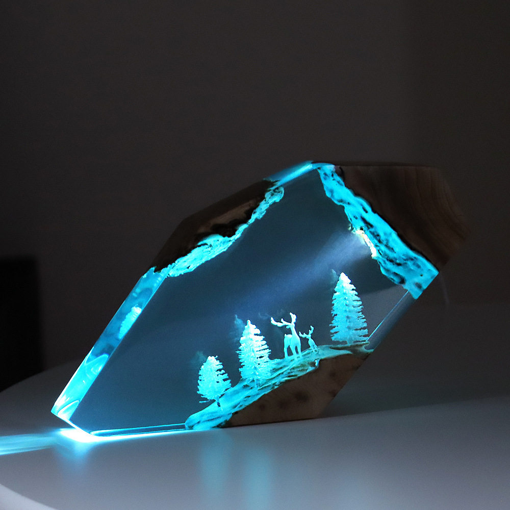 Resin Art Resin - Waldfee-Hirsch Desktop-Kunst Personalisiertes Leuchtendes Ornament Versunkenes