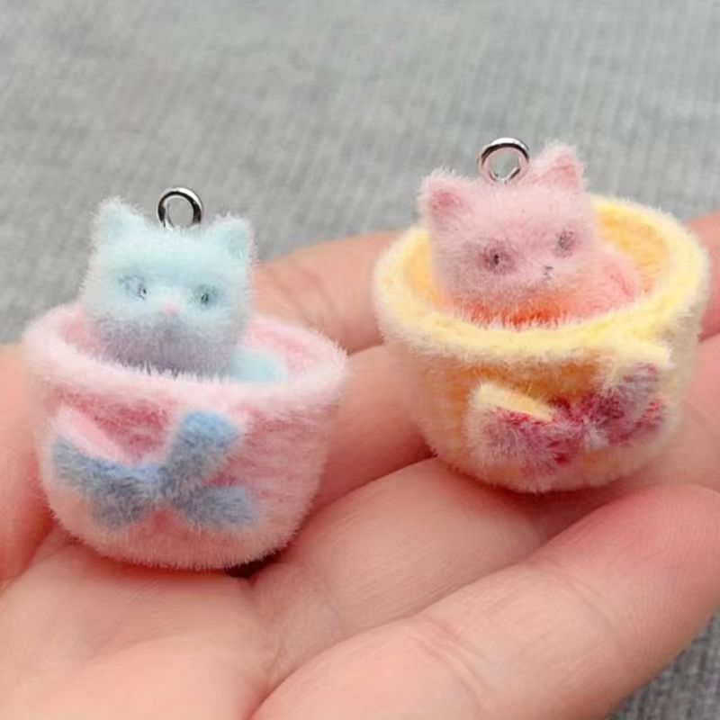 4 Stück 3D-Plüsch-Katzenanhäng – Resin Art Box Bewertung und Preis